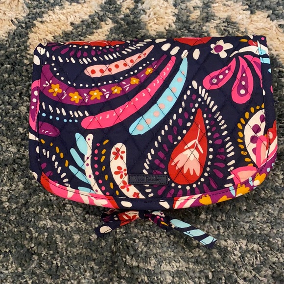 Vera Bradley Handbags - Vera Bradley organizer